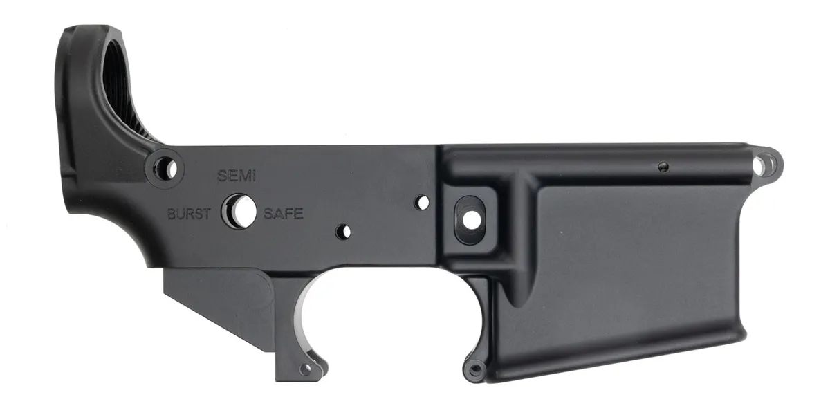 Harrington & Richardson Blem Harrington & Richardson M16A2 Lower Receiver Black - Lower Receiver for AR-15, vista 2