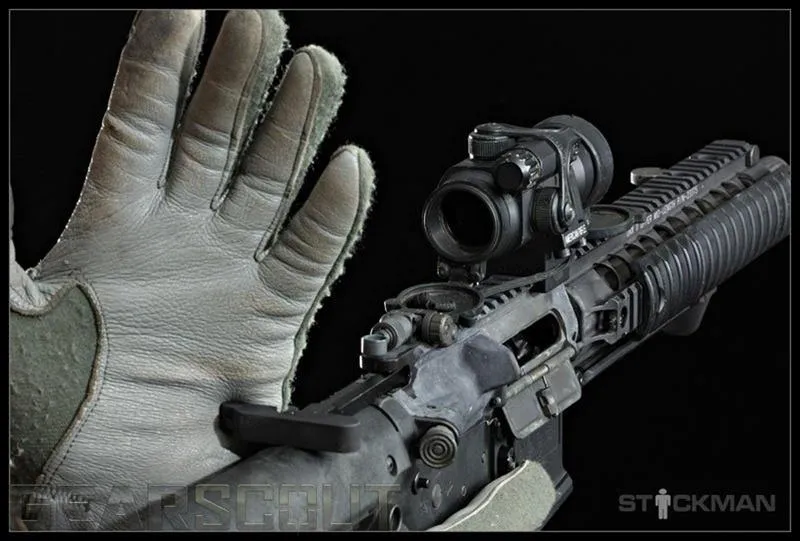 Bravo Company BCMGUNFIGHTER Charging Handle (7.62mm/.308) w/ Mod 4 (Medium) Latch - Charging Handle for AR-15, vista 1