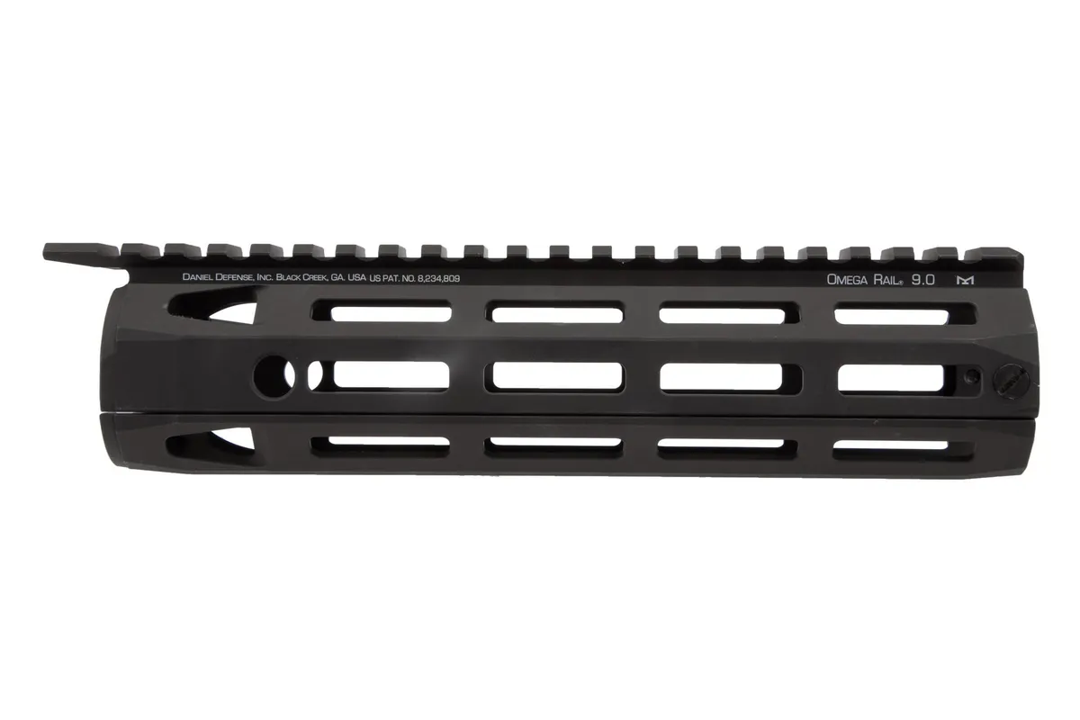 Daniel Defense Ar-15 9" Omega Rail M-Lok Black - Handguard for AR-15 - view 2