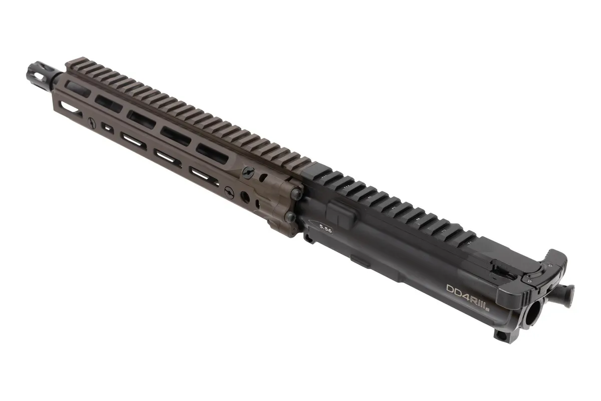 Daniel Defense DD4 RIIIS 5.56mm NATO Flat Dark Earth Upper Receiver Group 23-191-02397-011 - Upper Receiver for AR-15 - view 3