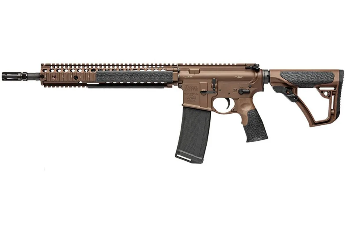 Daniel Defense M4A1 5.56mm NATO 14.5" 1:7 Mil Spec Brown Rifle - Complete Rifle, vista 1