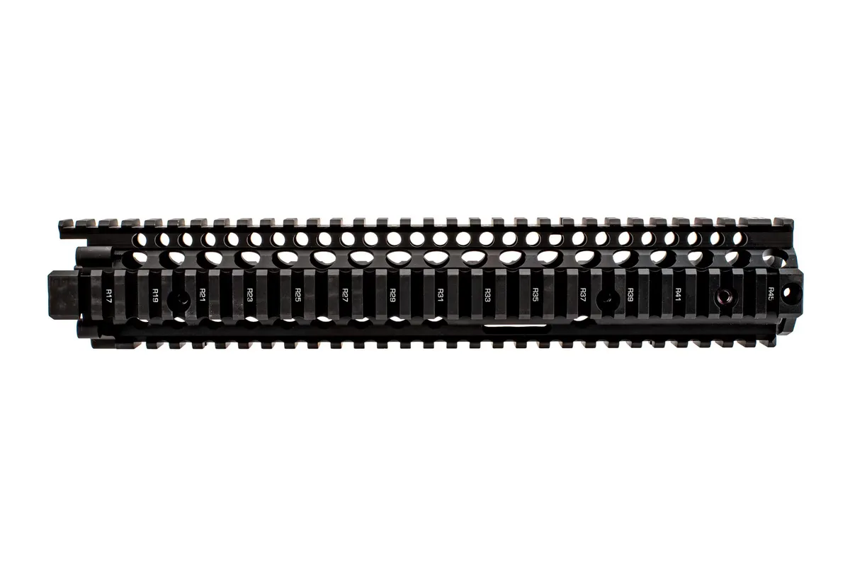 DANIEL DEFENSE M4A1 RIS II Rail Interface System II (01-004-08001-006) - Handguard for AR-15, vista 2