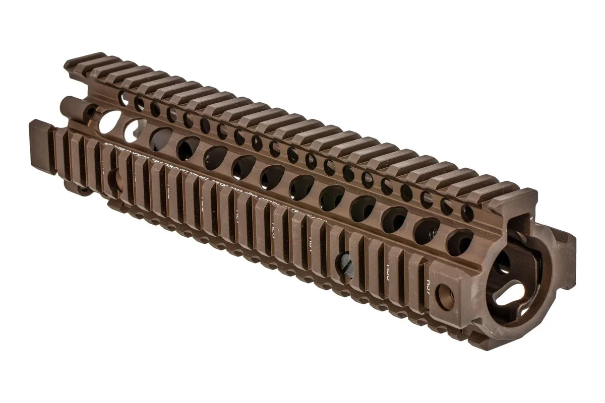Daniel Defense MK18 RIS II Quad Rail AR-15 Handguard - Flat Dark Earth - 9.55" - Handguard for AR-15, vista 1