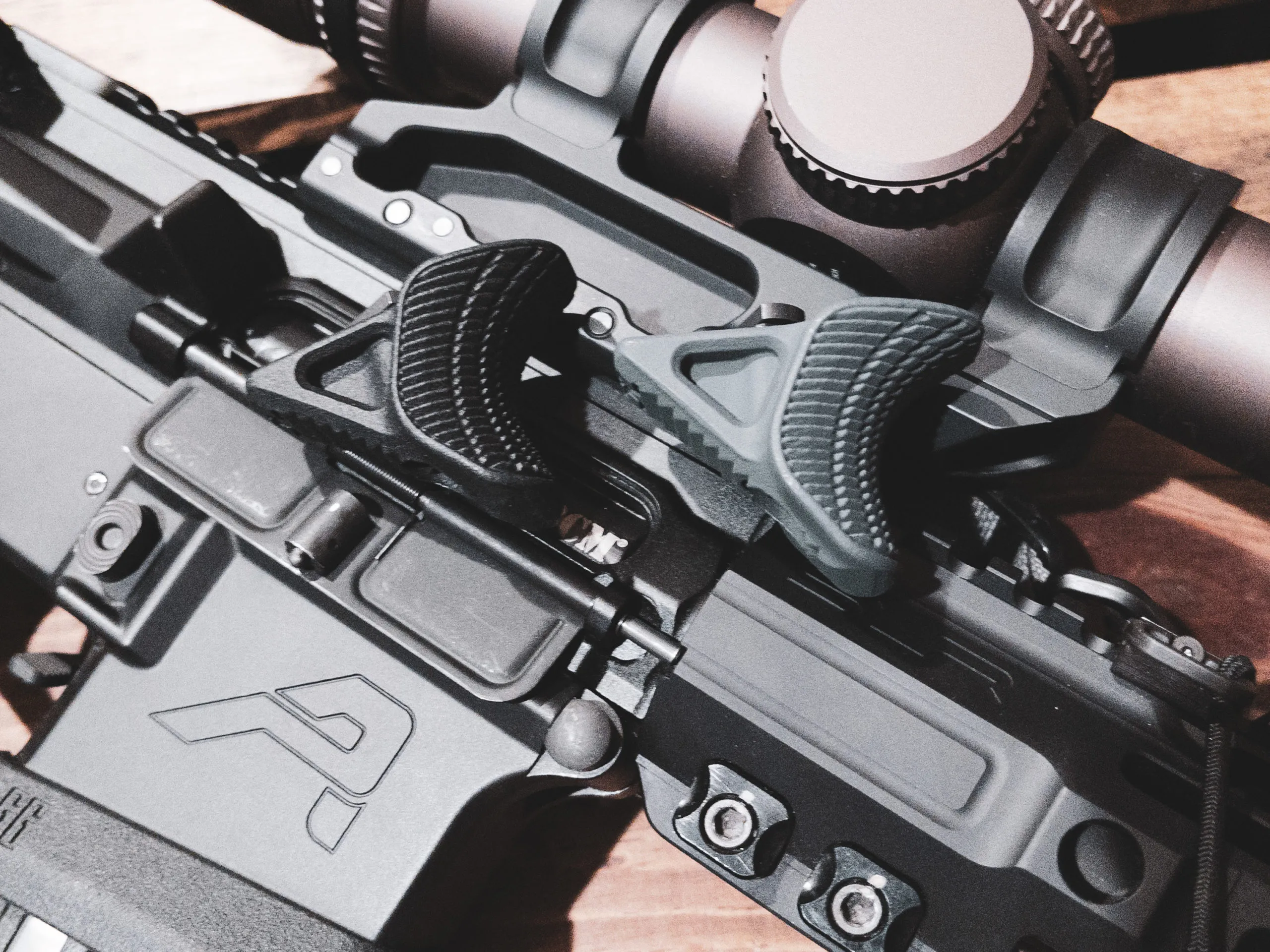 Driven Arms ShortStop M-LOK Handstop - Grey Cerakote - Foregrip for AR-15, vista 1
