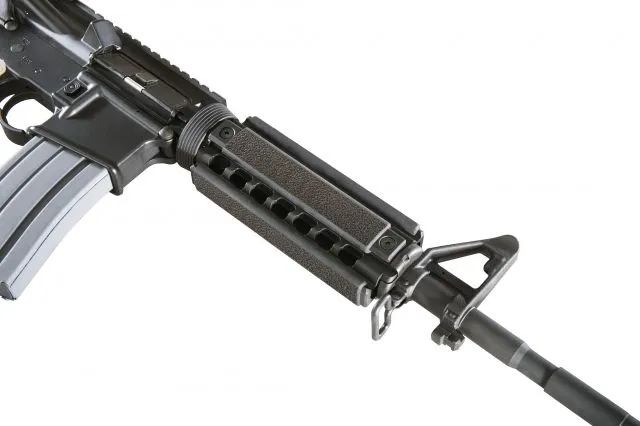 Ergo PICATINNY 18 SLOT ERGO SLIM-LINE RAIL COVER - 3-PA... - Handguard for AR-15 - view 1