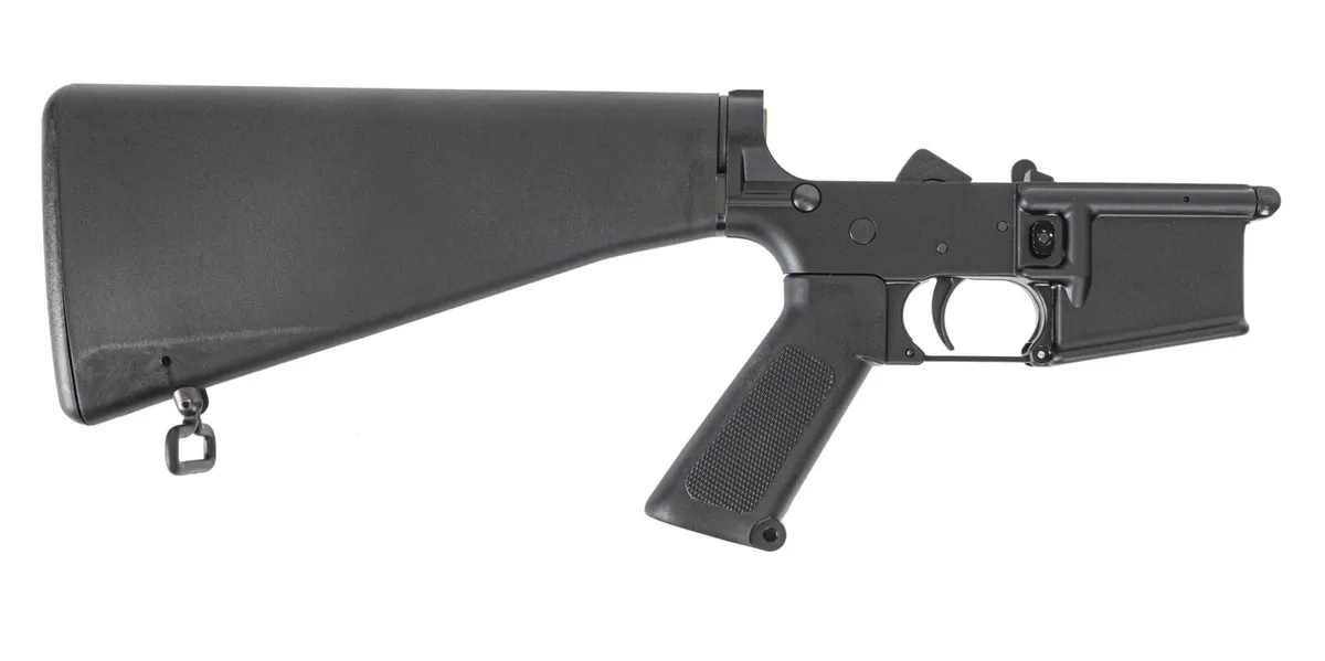 Harrington & Richardson M16A1 Style Complete Lower - Lower Receiver for AR-15, vista 1