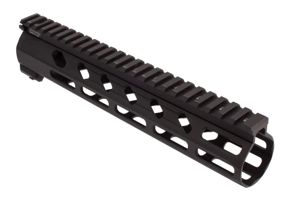 Leapers UTG PRO Arwen M-LOK Free Float Handguard - Black - Handguard for AR-15, vista 1