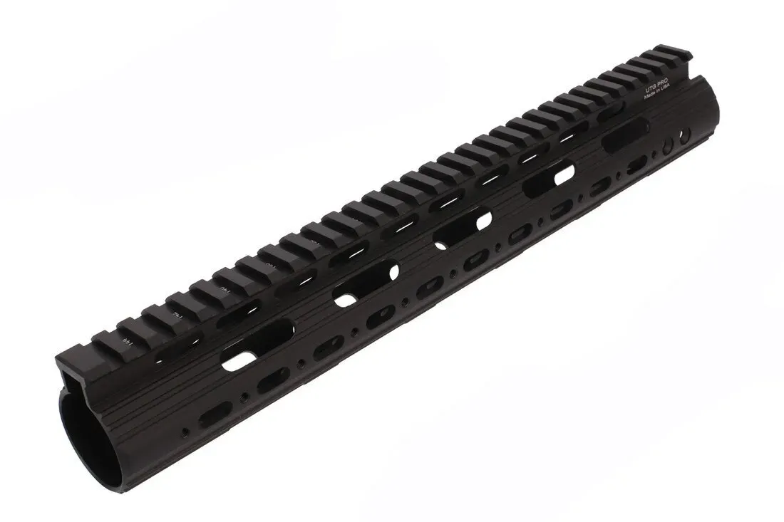 Leapers Utg Pro Model 4/15 Super Slim Free Float Ar-15 Handguard - Black - 13" - Handguard for AR-15, vista 1