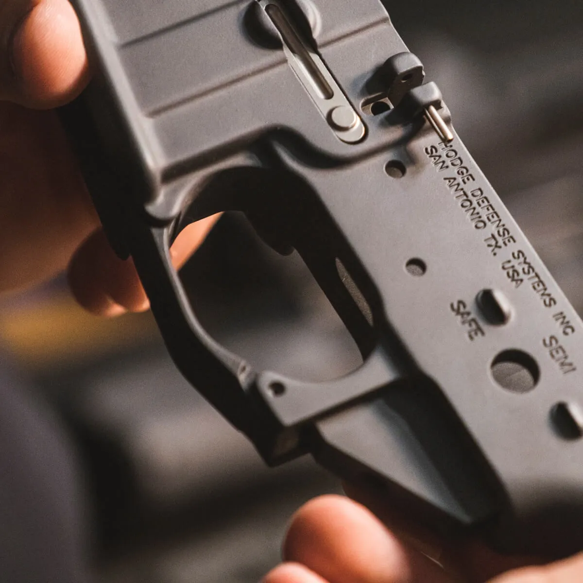 Magpul Aluminum Enhanced Trigger Guard - Trigger Guard for AR-15, vista 5