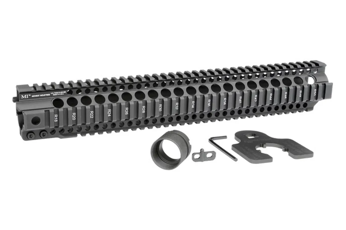 Midwest Industries AR-15 CRT Series Quad Rail Handguard - Handguard for AR-15, vista 1