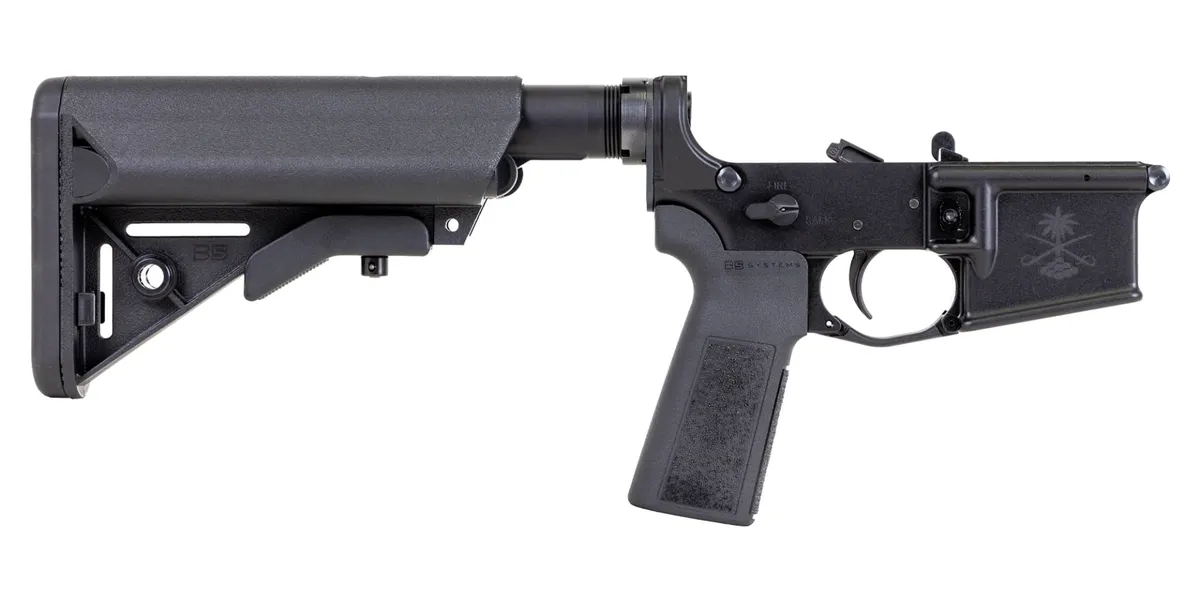 Palmetto State Armory PSA Sabre-15 Forged Lower with A1 Stock and Sabre Grip, Black - Lower Receiver for AR-15, vista 1