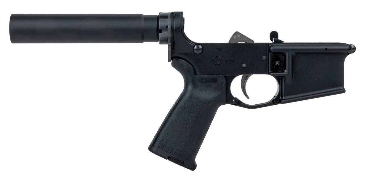 Palmetto State Armory PSA AR-15 Complete MOE EPT Pistol Lower - No Magazine - Black - 516445009 - Lower Receiver for AR-15, vista 1