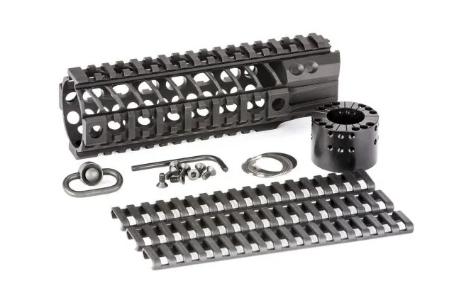 Spike's Tactical Spikes Tactical LW BAR2 Quad Rail 7in Black - Handguard for AR-15 - view 1