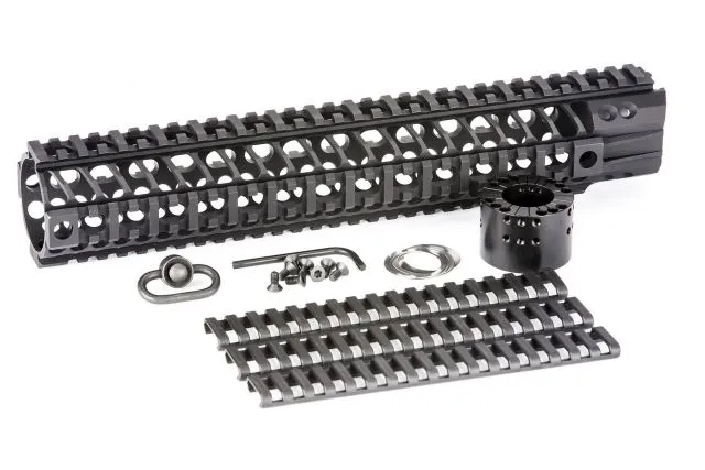 Spike's Tactical Crr Quad Rail Ar-15 Handguard - 12" - Handguard for AR-15 - view 1