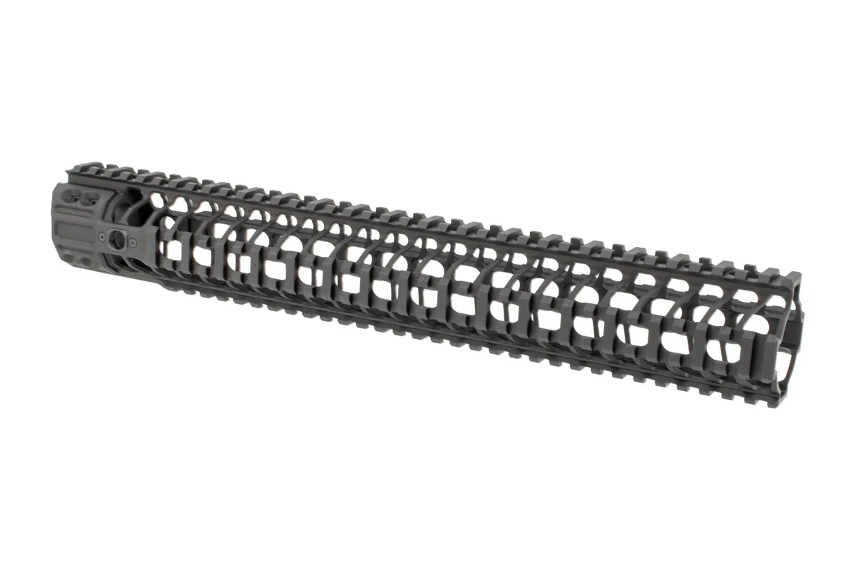 Spike's Tactical Crr Quad Rail Ar-15 Handguard - 15" - Handguard for AR-15 - view 1