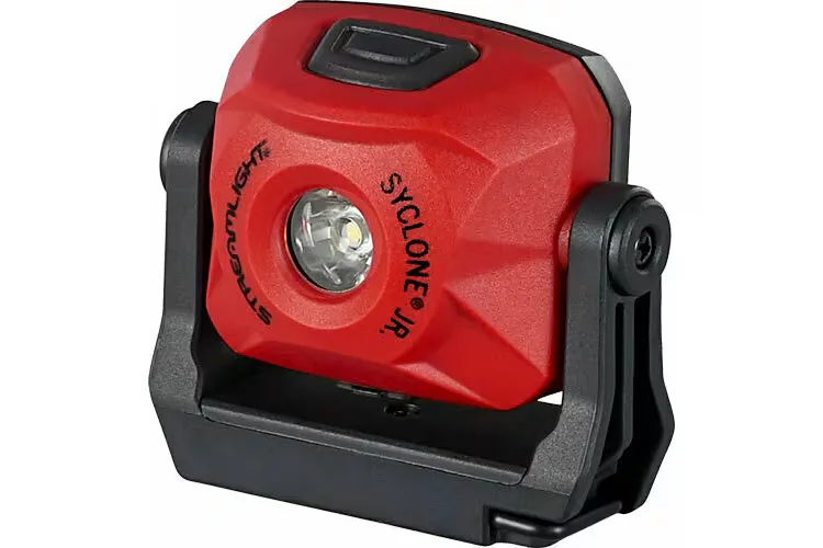 Streamlight Syclone JR, Work Light, USB-Rechargeable, 210 Lumens, Black and Red - Light, vista 2