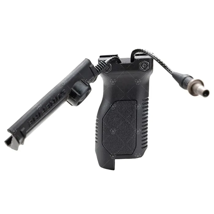 Strike Industries Long Angled Vertical Grip for 1913, Black - SI-AR-CMAG-RAIL-L-BK - Foregrip for AR-15, vista 1