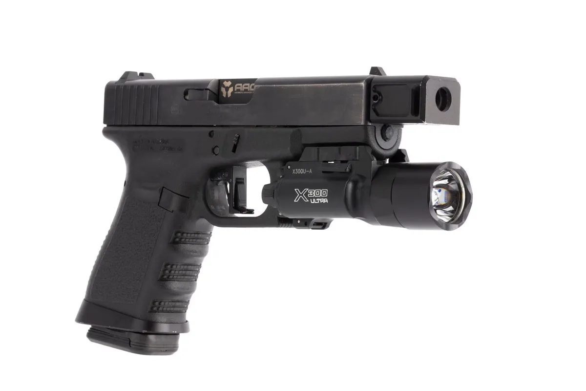 SureFire X300U-A Ultra Weaponlight, Black - Light - view 4